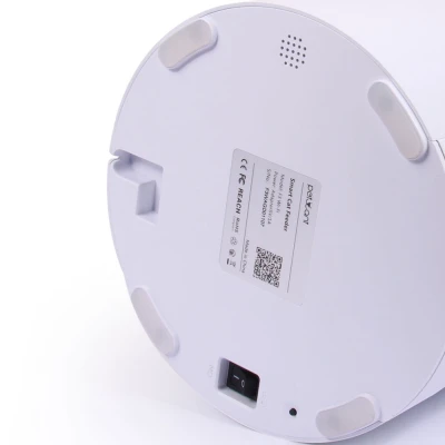 Автокормушка Petwant 2,8 л. для сухого корма белая c Led панелью