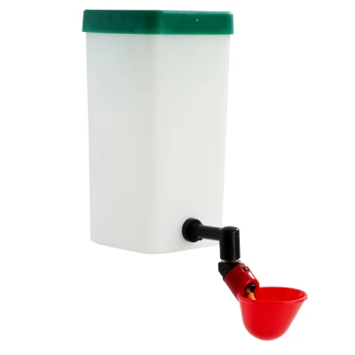 Поилка чашечная с бачком HobbyFarm для кур с креплением на клетку 1 л красная