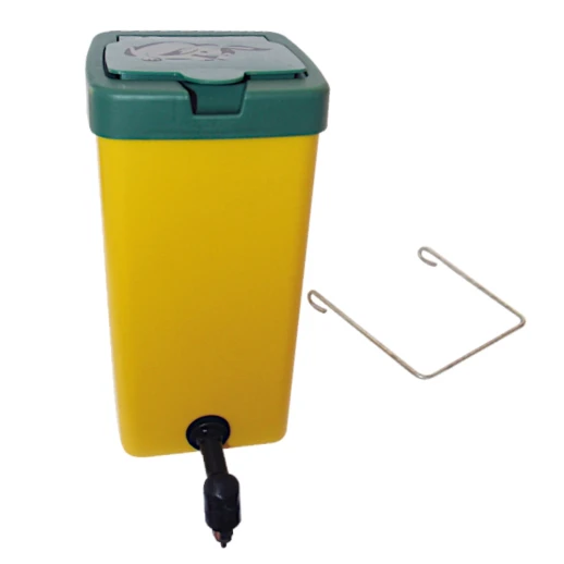 Ниппельная поилка River для кроликов с бачком 1 литр 90 градусов