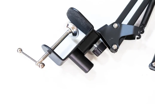 Настольный держатель-прищепка трехсоставный