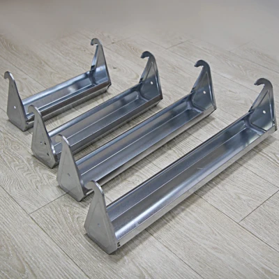 Кормушка/поилка навесная Contro Fratelli 30 см оцинковка