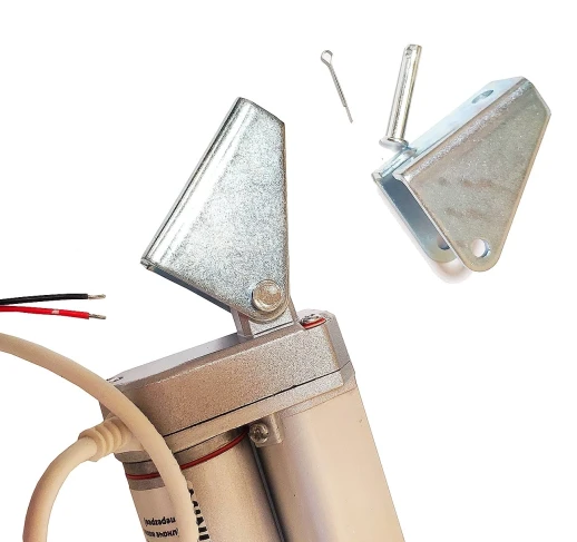 Актуатор (линейный привод) длина 300 мм, питание 12 вольт , нагрузка до 130 кг, скорость 7 мм/сек