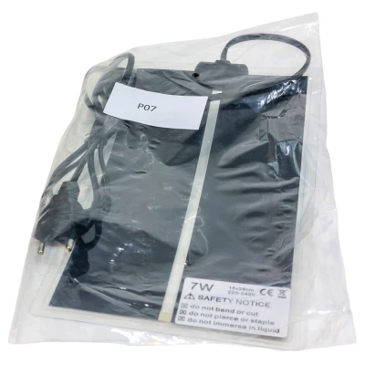 Коврик HobbyFarm 7 Вт 15x28 см для обогрева цыплят рептилий и рассады с терморегулятором